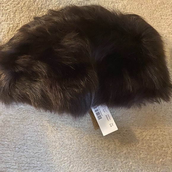 J.CREW TOSCANA SHEARLING HAT. SIZE: S-M (R… - Picture 1 of 9